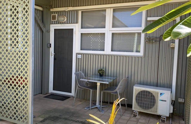 Getaway Villas Unit 38-11 - comfort on a budget