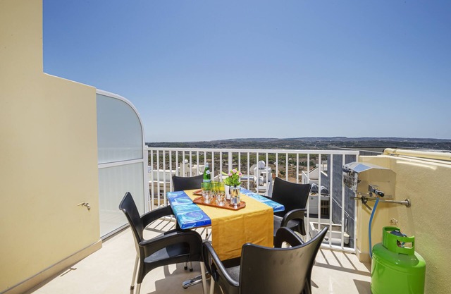 Getawaysmalta Summer Breeze Superior Apartment