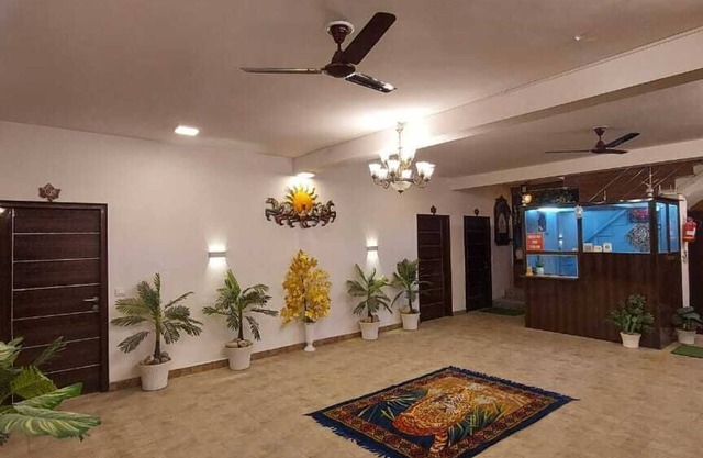 GHAI'S SUNRISE HOMESTAY