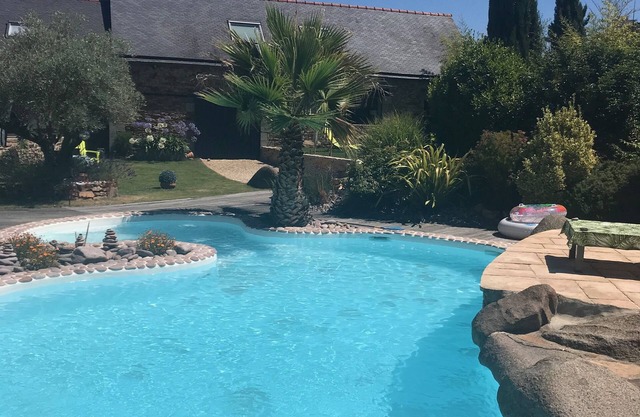 GITE LA GRANGE BRETONNE L ATIPIC