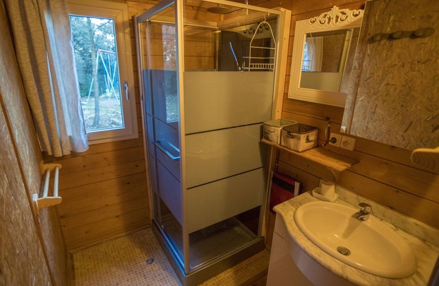 Gites de Plos 10MN from ANDUZE/pool/spa/quiet N°2