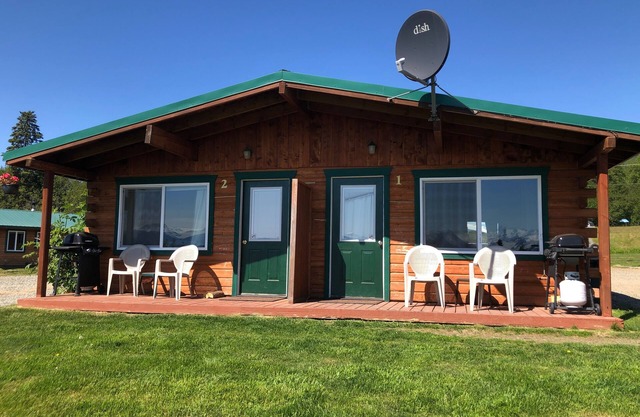 Glacier View Cabins - Private Duplex Cabins