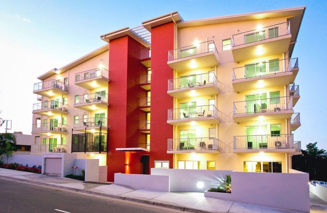 Gladstone City Central Apartment Hotel