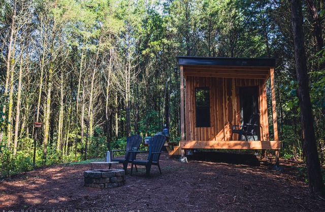 GlampVentures "Cedar Suncatcher" @river/lake near Smoky Mtns