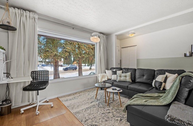 Glenbrook*Sleeps10-15*FastWiFi*FreeParking+Netflix