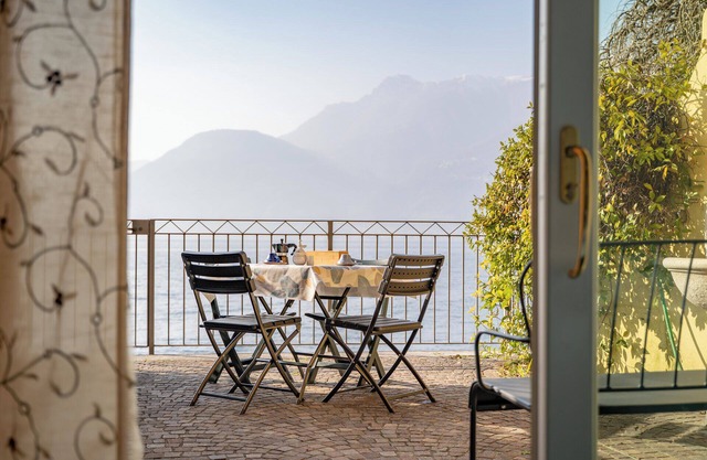 Glicine sul Lago - Breva