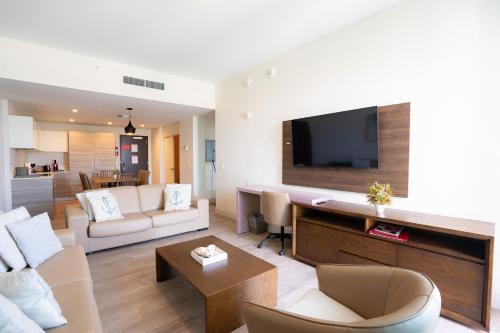 Global Rent Apart - Costa Hollywood