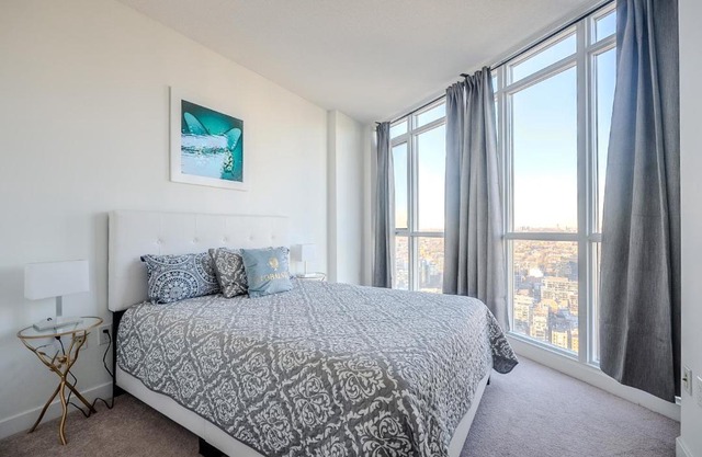 GLOBALSTAY Elegant Downtown Apartments