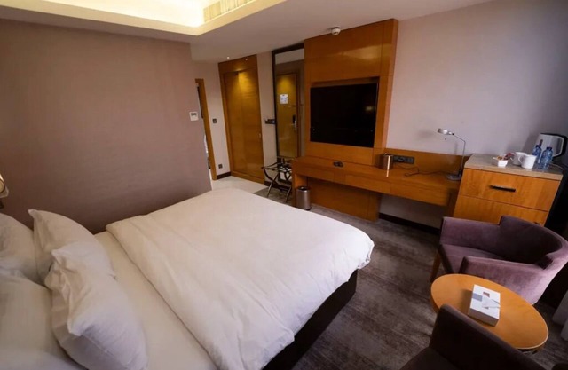 Gloria Hotel | 2 Deluxe Double or Twin Room | Relaxing Stay with Terrace Access