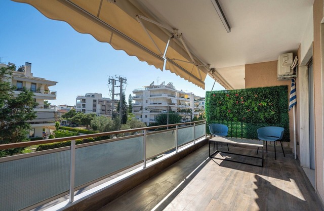 Glyfada Lux Suites Olive Aura by MPS