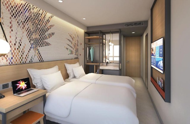 Go Hotels Plus Naga
