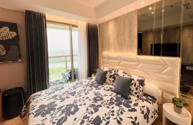 Gold Coast PIK Premium Seaview Apartment