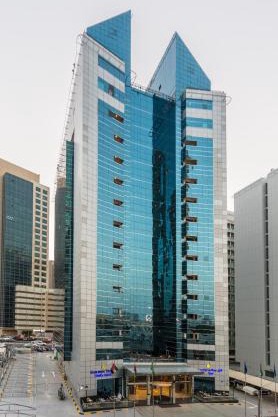 Golden Tulip Media Hotel