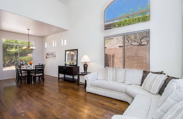 Golf Gate community,heated pool in Mesa