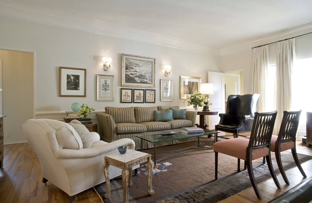 GORGEOUS FURNISHED APARTMENT IN BEVERLY HILLS COURTYARD BLDG!