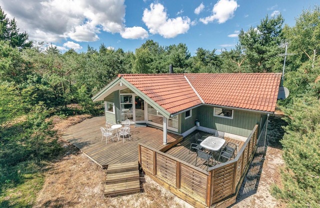 Gorgeous home in Aakirkeby