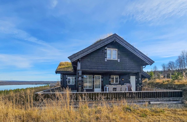 Gorgeous home in Gol with sauna