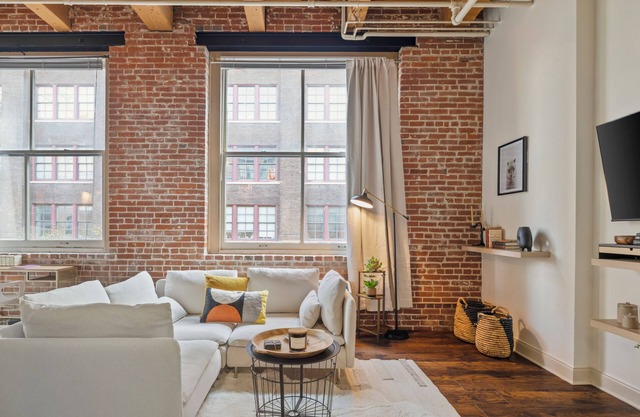 Gorgeous Loft - Heart of the Garment District!