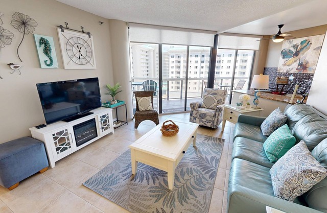 Gorgeous Surfside 708AB
