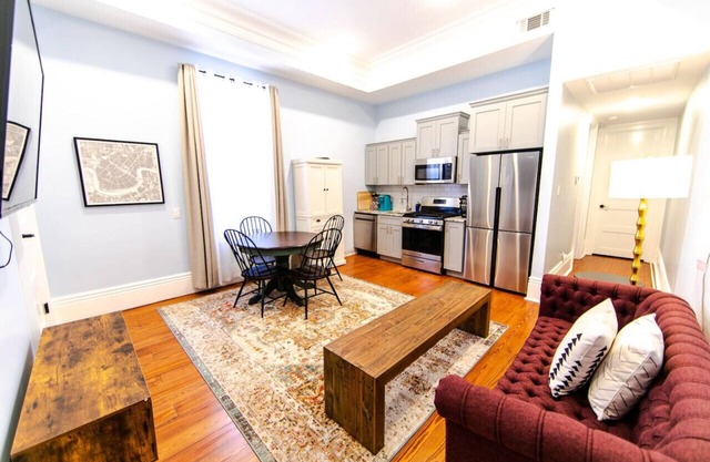 Governors Apartment - Historic Getaways