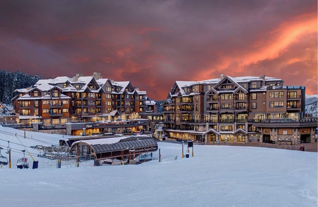 Grand Colorado at Peak 8 Luxury Resort Ski-in Ski-out 3 Bedroom/4 Bath Condo