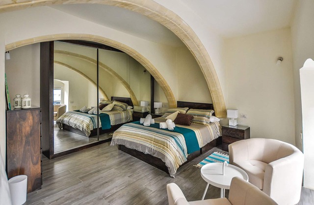 Grand Harbour - Apartment in historic Valletta building