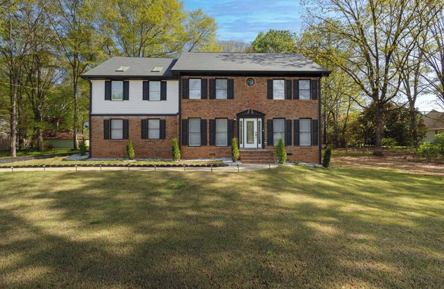 Grand Modern Home On 1Acre Land w/Firepit & Grill