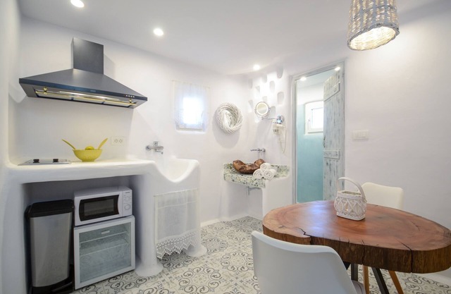 Grand Sea View Signature Suite with Jacuzzi