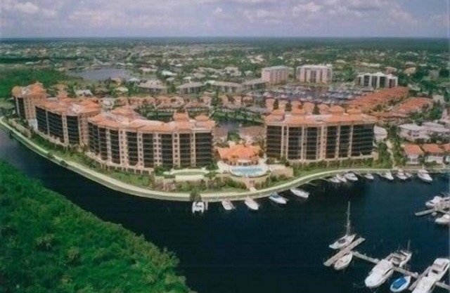 Grande Isle IV-Luxury Waterfront Condo