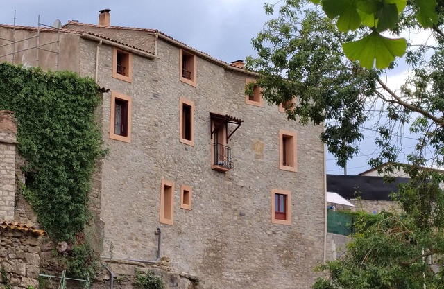 Grande Maison à 5min du Musée des Dinosaures D'espéraza Petits Chiens Acceptés !