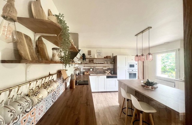 Grande Maison Bretonne Idéalement Située Proche Plages et Commerces !