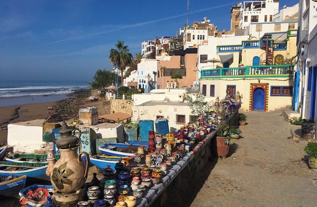 Grande Villa en Première Ligne Plage
