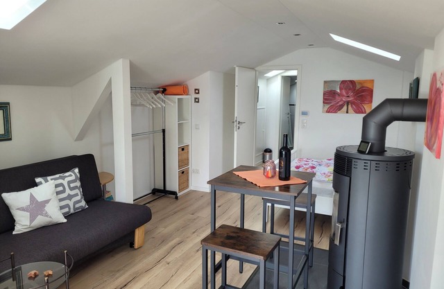 Grassau Zentrum, DG Apartment, Balkon, Bergblick