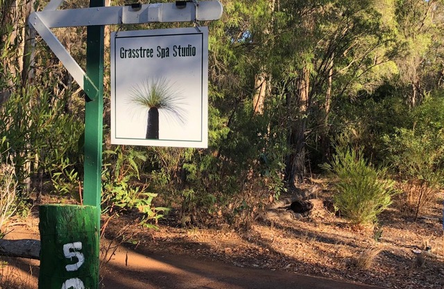 Grasstree Spa Studio at River Trails