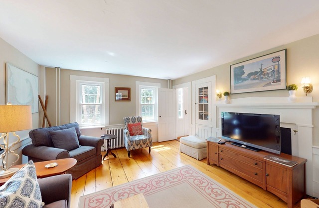 Gray Gables | House in Orleans