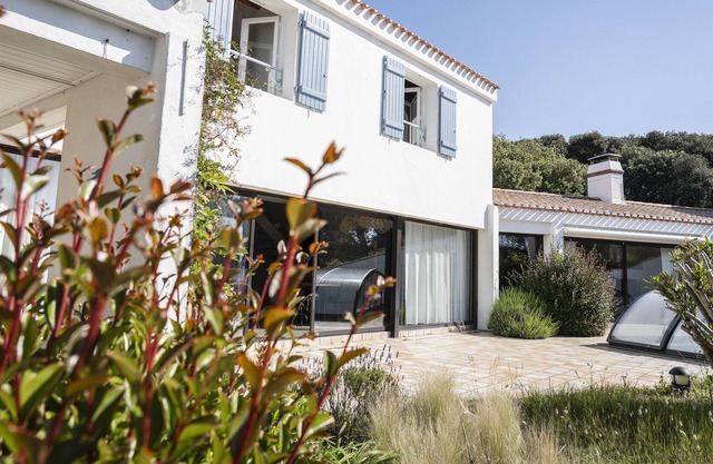 Great beach house, 2min from the beaches, 6 bedrooms in Noirmoutier en l’île