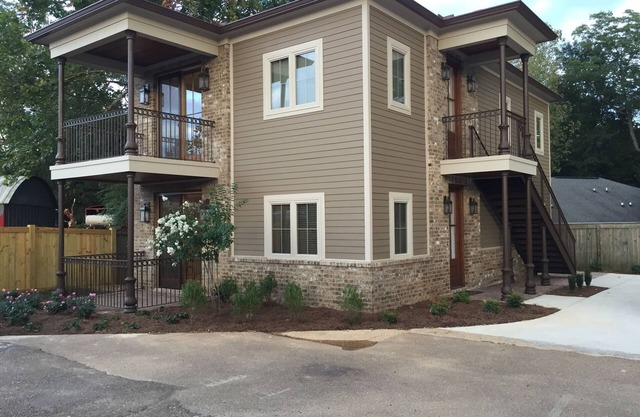 Great Condo on North Lamar Blvd near The Square and Ole Miss