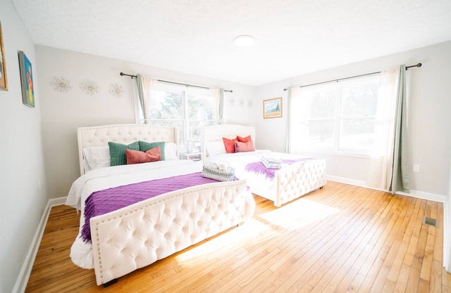 Great Falls Luxe Haven: 5BR/3BA Modern Oasis!