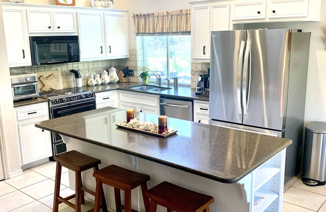 Great location and one of the "Hottest" neighborhoods in Austin!