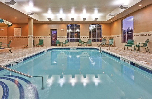 Great Studio | Free Breakfast, Indoor Pool