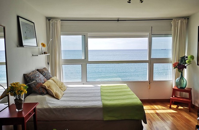 Green loft over the sea. Free Wifi, AC. Ideal couples in Albufereta