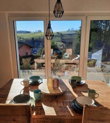 Große Auszeit Eifel mit Sauna, Kamin und Terrasse