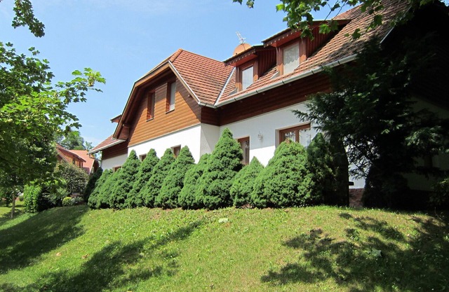 Ground floor apartment with a large terrace