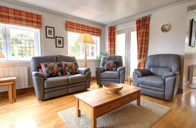 Ground floor 2-bedroom apartment overlooking the famous James Braid Brora Golf Course.