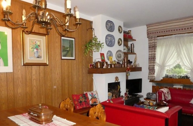 GROUND FLOOR APARTMENT IN GREEN