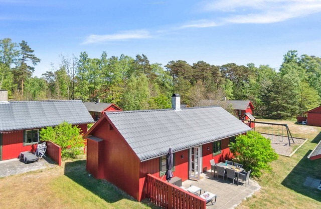 "Gubbe" - 300m from the sea by Interhome