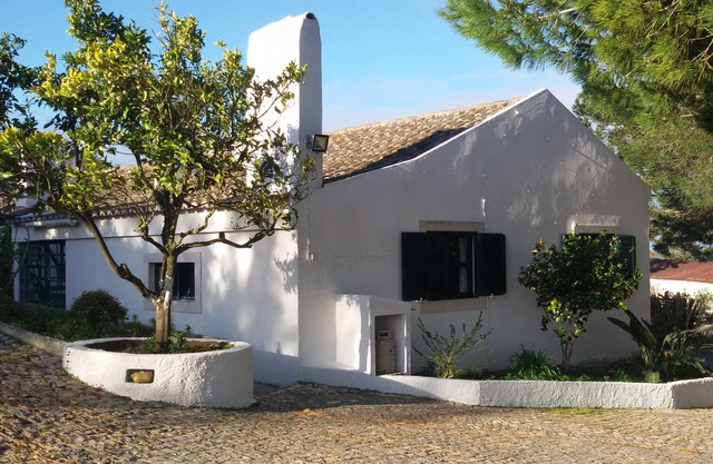 Guest House in Azeitao, Arrábida, near the beaches and fantastic views