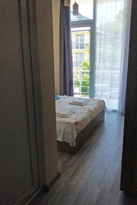 Guest House on Rustaveli 174a