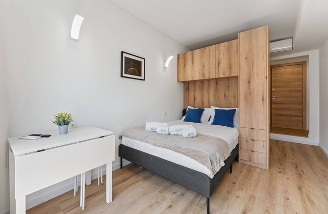 GuestReady - Practical city hideout in Gaia (A)