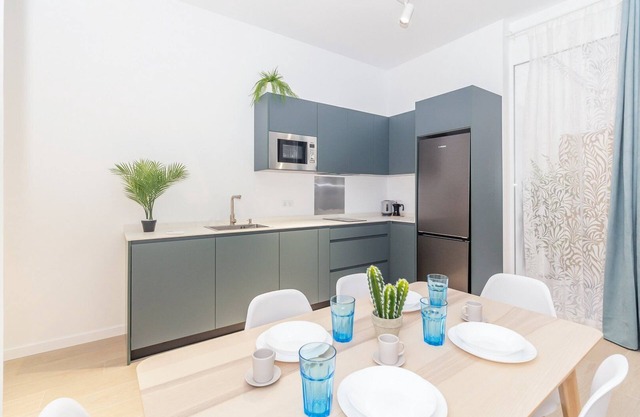 GuestReady - Valencia's Vibrant Malvarrosa
